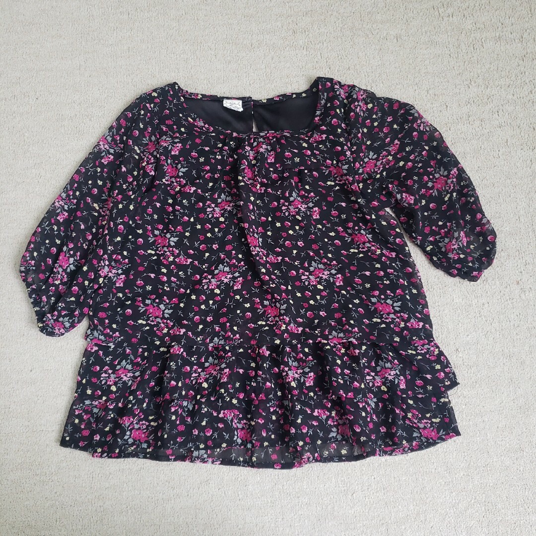 BACK NUMBER(バックナンバー)の女の子花柄トップス　チュニック  120 キッズ/ベビー/マタニティのキッズ服女の子用(90cm~)(Tシャツ/カットソー)の商品写真