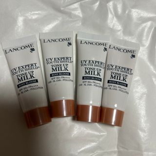 LANCOME - ランコムUVエクスペール ーン アップ ローズ 10ml×4