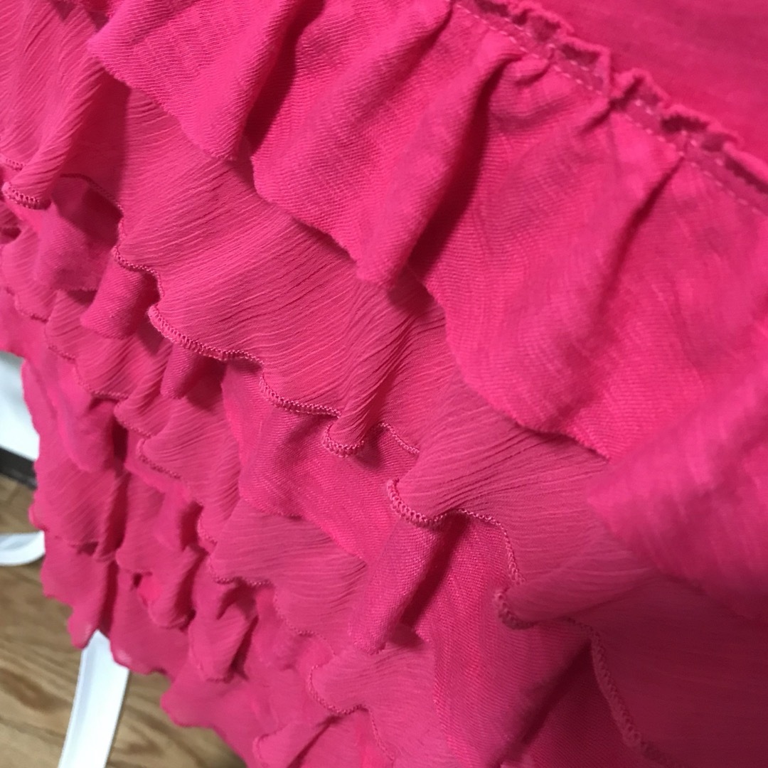 Abercrombie&Fitch(アバクロンビーアンドフィッチ)のAbercrombie アバクロ Tシャツ ピンク フリル レディースのトップス(Tシャツ(半袖/袖なし))の商品写真