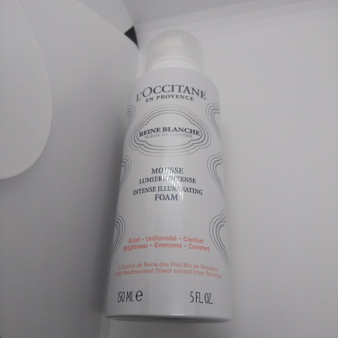 L'OCCITANE(ロクシタン)のロクシタン  レーヌブランシュ イルミネイティングクレンジングフォーム150ml コスメ/美容のスキンケア/基礎化粧品(洗顔料)の商品写真