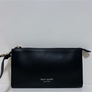 ケイトスペードニューヨーク(kate spade new york)の☆超美品☆送料無料☆Katespadeケイトスペードレザーストラップ付きポーチ☆(ポーチ)