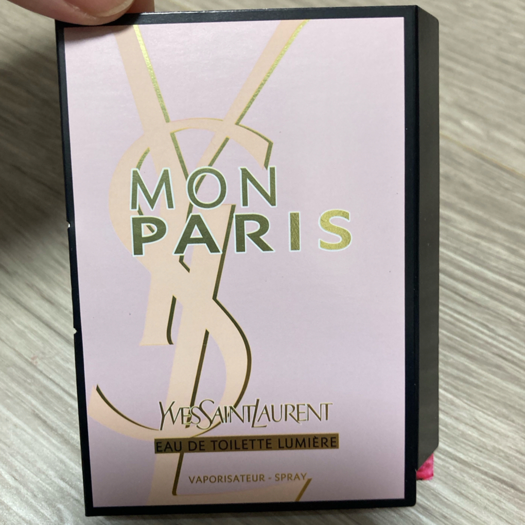 Yves Saint Laurent Beaute(イヴサンローランボーテ)のYSL 香水　試供品 コスメ/美容の香水(香水(女性用))の商品写真