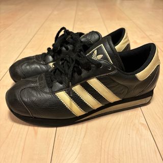 アディダス(adidas)のアディダス　カントリー　黒　白　レアカラー　adidas オリジナルス(スニーカー)