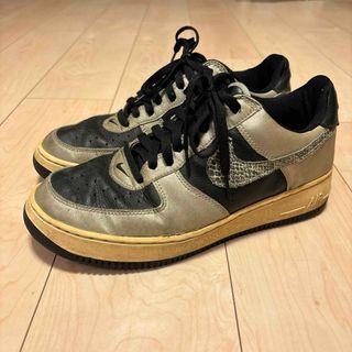 ナイキ(NIKE)のナイキ　エアフォース1  黒ヘビ　オリジナル　黒蛇　AIR FORCE1(スニーカー)