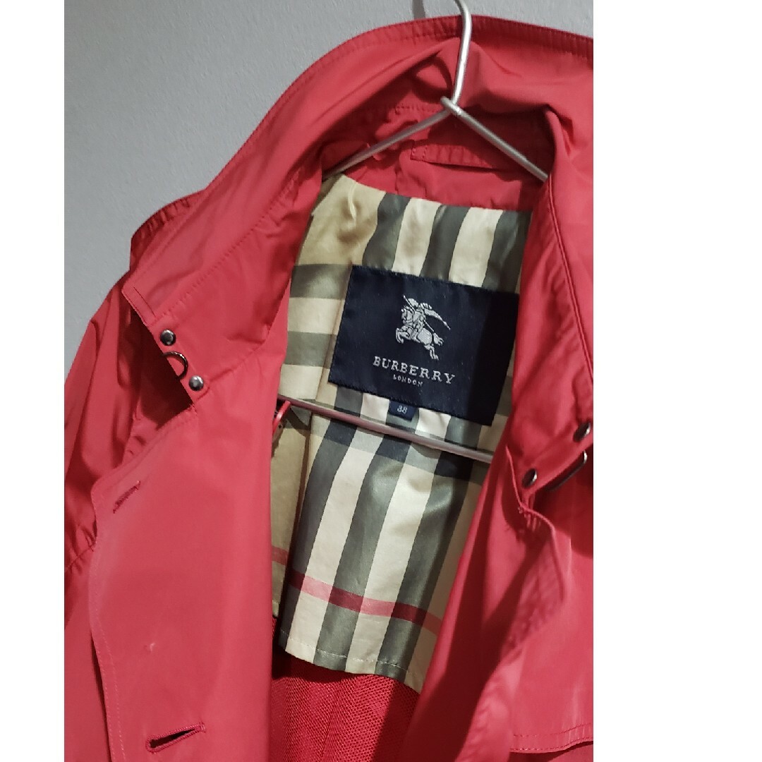 BURBERRY(バーバリー)のバーバリー スプリングコート レディースのジャケット/アウター(スプリングコート)の商品写真