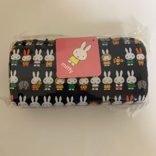 ミッフィー(miffy)のミッフィーポーチ　新品❣️(ポーチ)