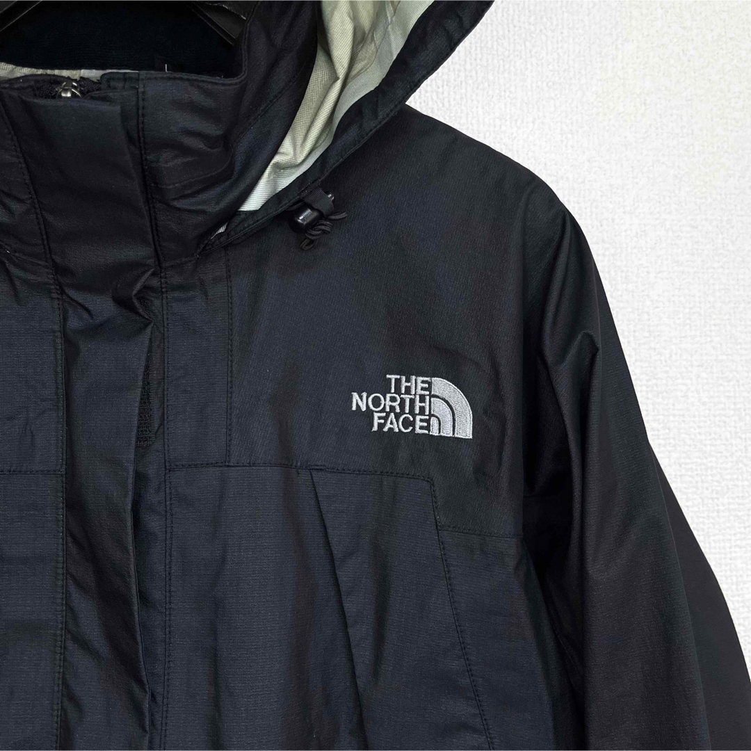 THE NORTH FACE(ザノースフェイス)の美品人気ノースフェイス マウンテンパーカー ゴアテックス レディースL ロゴ刺繍 レディースのジャケット/アウター(ナイロンジャケット)の商品写真