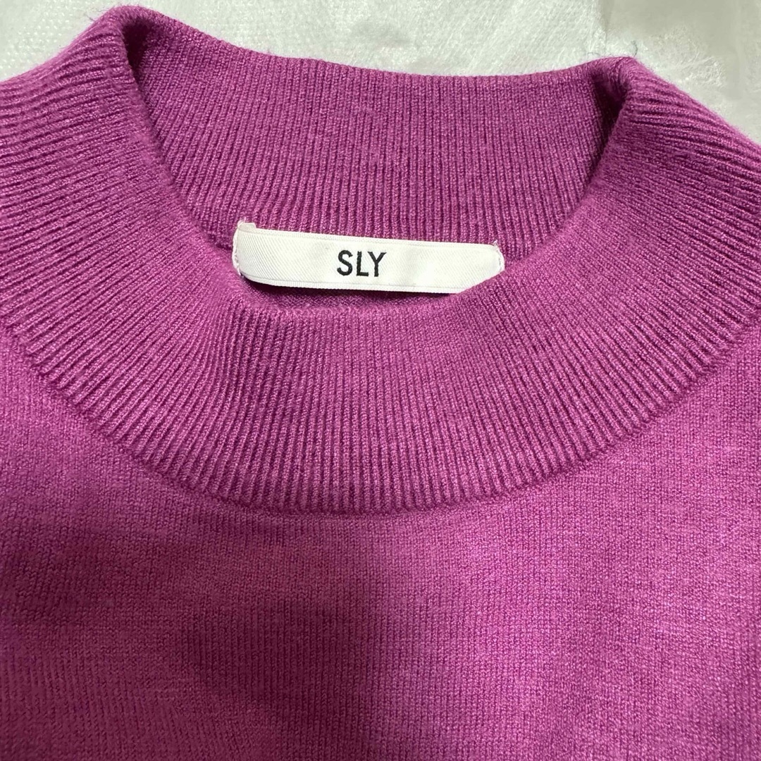 SLY(スライ)のSLY パフスリーブ　トップス レディースのトップス(カットソー(半袖/袖なし))の商品写真