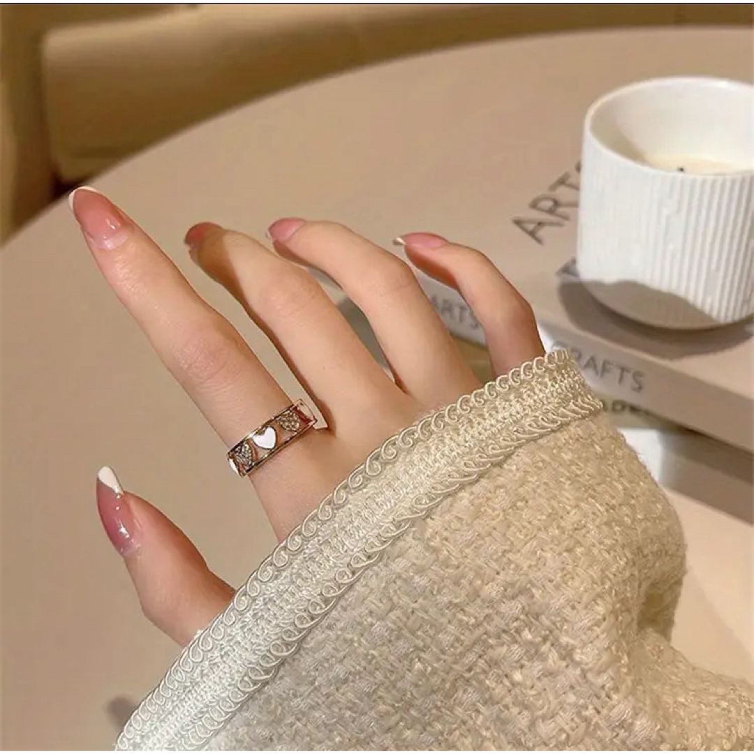 【2コセット】指輪 ハート ゴールド ホワイト ブラック 重ねづけ 韓国 レディースのアクセサリー(リング(指輪))の商品写真