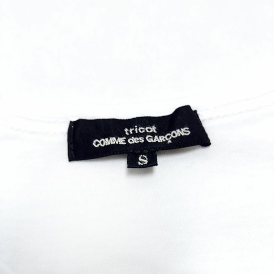 COMME des GARCONS(コムデギャルソン)のtricot CDG✨トリコ・コム デ ギャルソン 赤ロゴ 半袖 Tシャツ S レディースのトップス(Tシャツ(半袖/袖なし))の商品写真