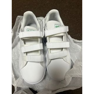 アディダス(adidas)のadidas スニーカー(スニーカー)