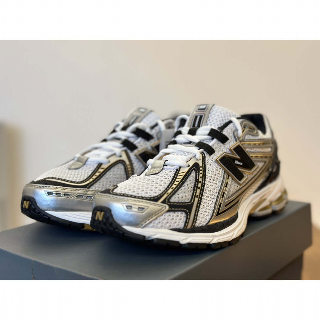 人気モデル!New Balance M1906RA 24.5㎝ ニューバランス 人気モデル!New Balance M1906RA 24.5㎝ ニューバランス