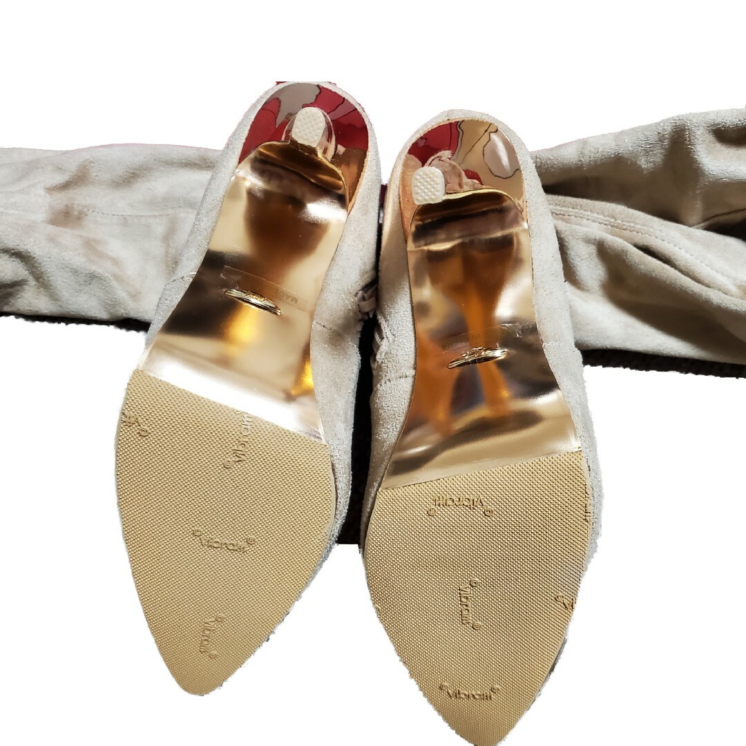 Rady(レディー)の新品未使用 rady 先金 ロング ブーツ ベージュ レディースの靴/シューズ(ブーツ)の商品写真