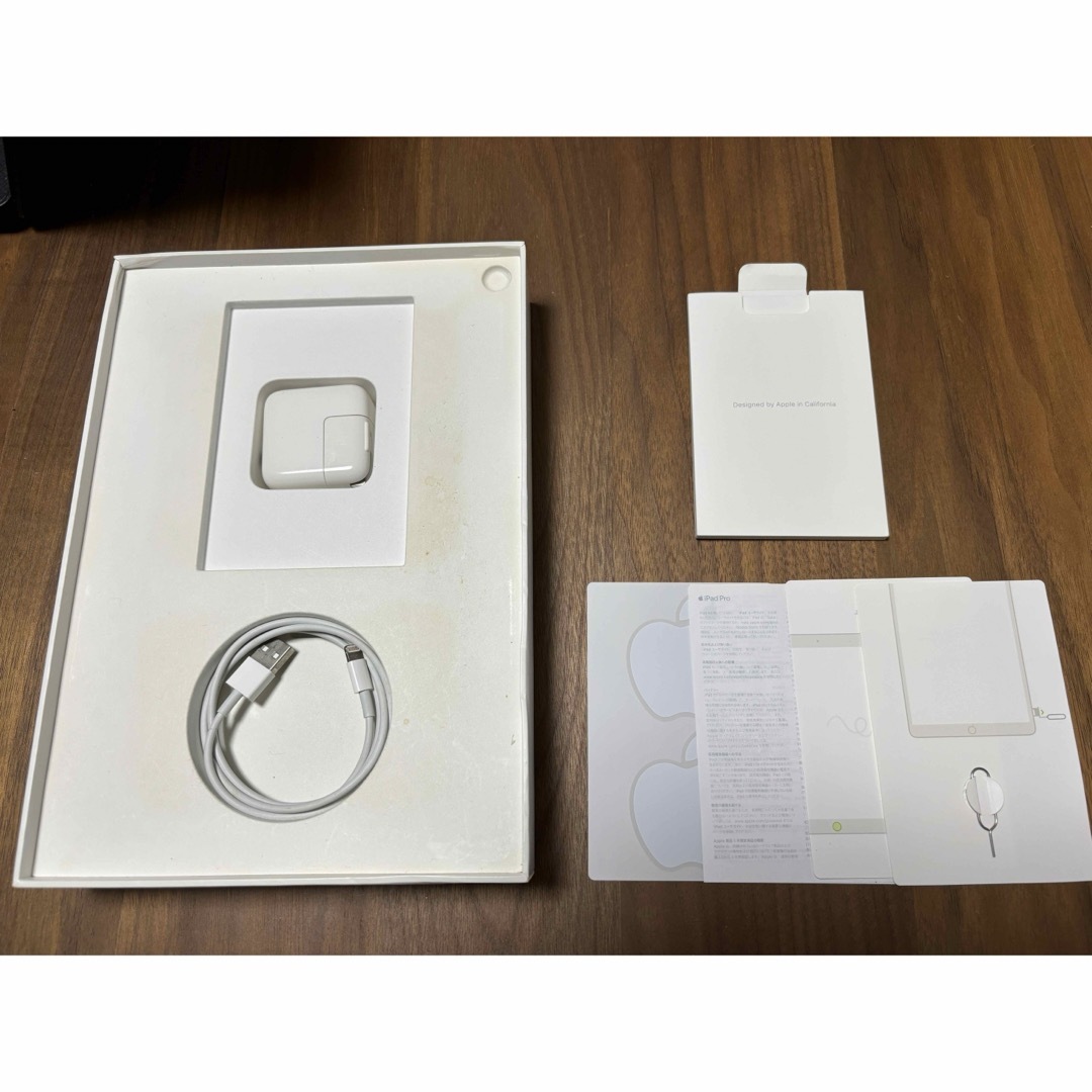 iPad(アイパッド)のiPad pro 10.5 64GB Wi-Fi+Cellular 美品 スマホ/家電/カメラのPC/タブレット(タブレット)の商品写真