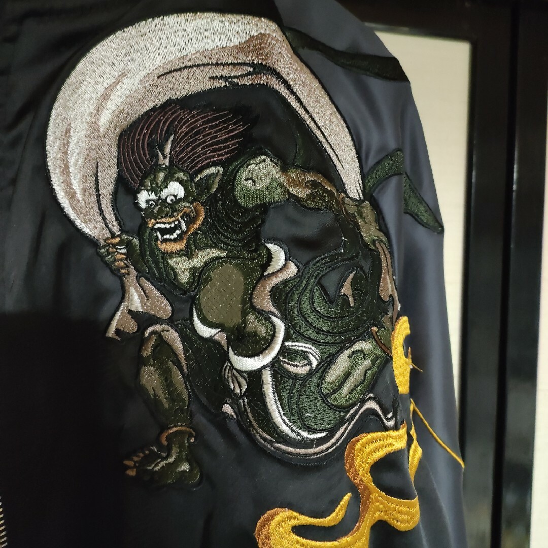 絡繰魂(カラクリタマシイ)の絡繰魂　スカジャン　風神雷神 メンズのジャケット/アウター(スカジャン)の商品写真