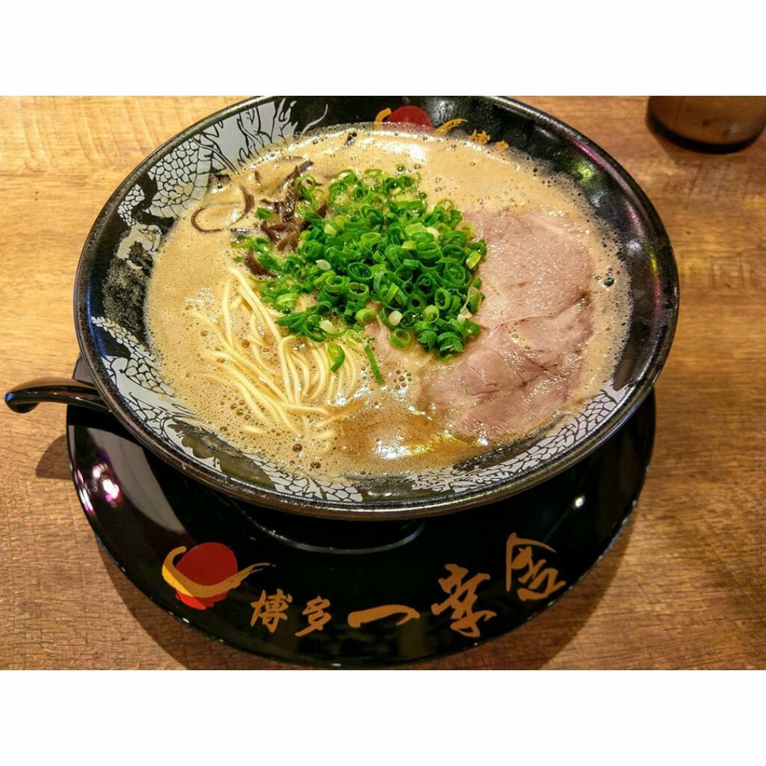 人気 ラーメン 九州博多行列のできる有名店 3店舗 豚骨ラーメン 3種 セット 食品/飲料/酒の食品(麺類)の商品写真