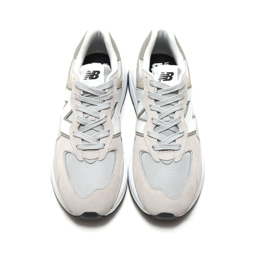 New Balance(ニューバランス)のNEWBALANCE ニューバランス M5740 CA 57/40 グレー レディースの靴/シューズ(スニーカー)の商品写真