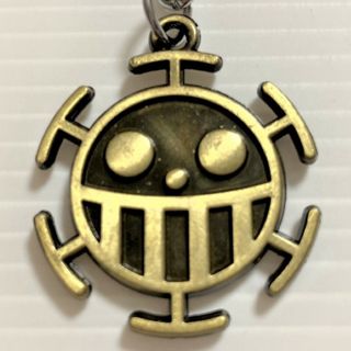 【ONE PIECE】ロー 海賊旗マーク キーホルダー【ゴールド×黒】⑥(キーホルダー)