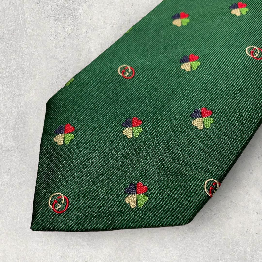 Gucci(グッチ)の美品 GUCCI グッチ ハート柄 クローバー インターロッキング ネクタイ 緑 メンズのファッション小物(ネクタイ)の商品写真