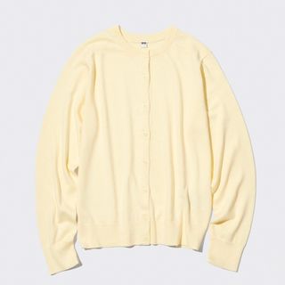 ユニクロ(UNIQLO)のUVカットクルーネックカーディガン（長袖）イエロー Sサイズ(カーディガン)