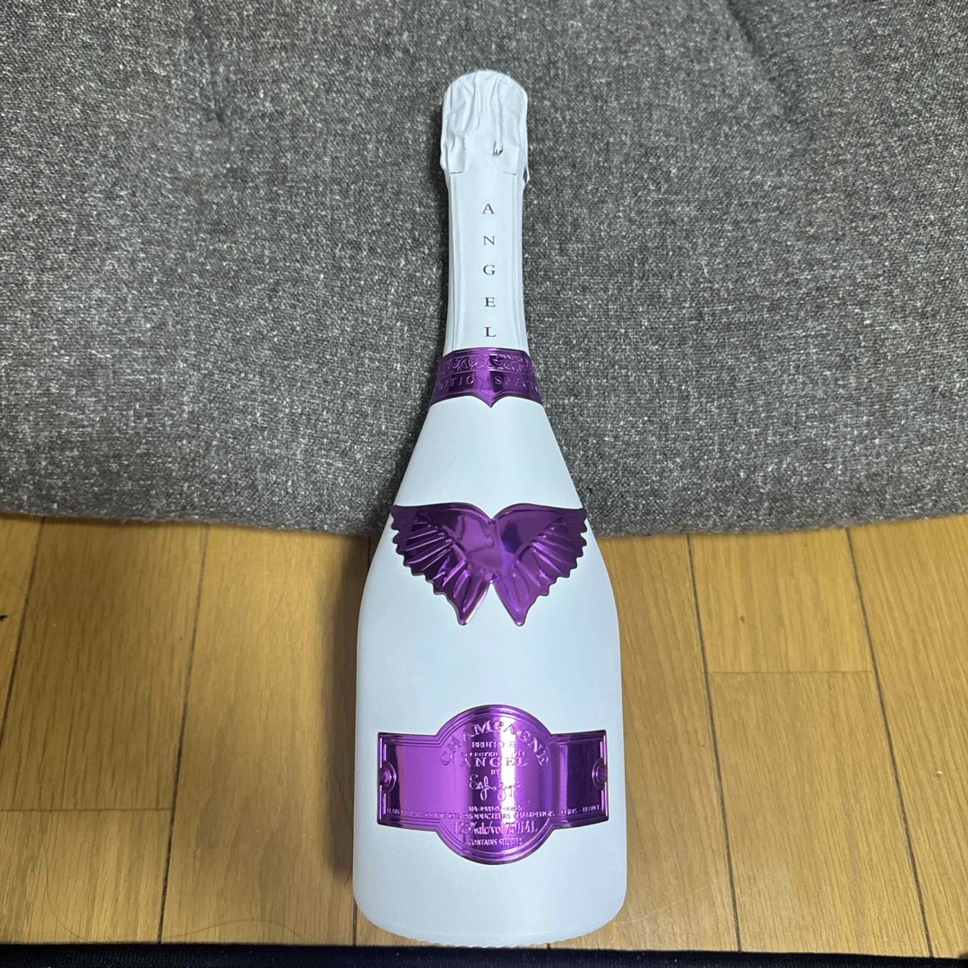 エンジェルシャンパン(エンジェルシャンパン)のAngel Champagne NV Rose' White 食品/飲料/酒の酒(ワイン)の商品写真