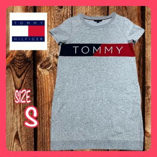 トミーヒルフィガー(TOMMY HILFIGER)のTOMMY HILFIGER トミーヒルフィガー スウェット ワンピース グレー(ミニワンピース)