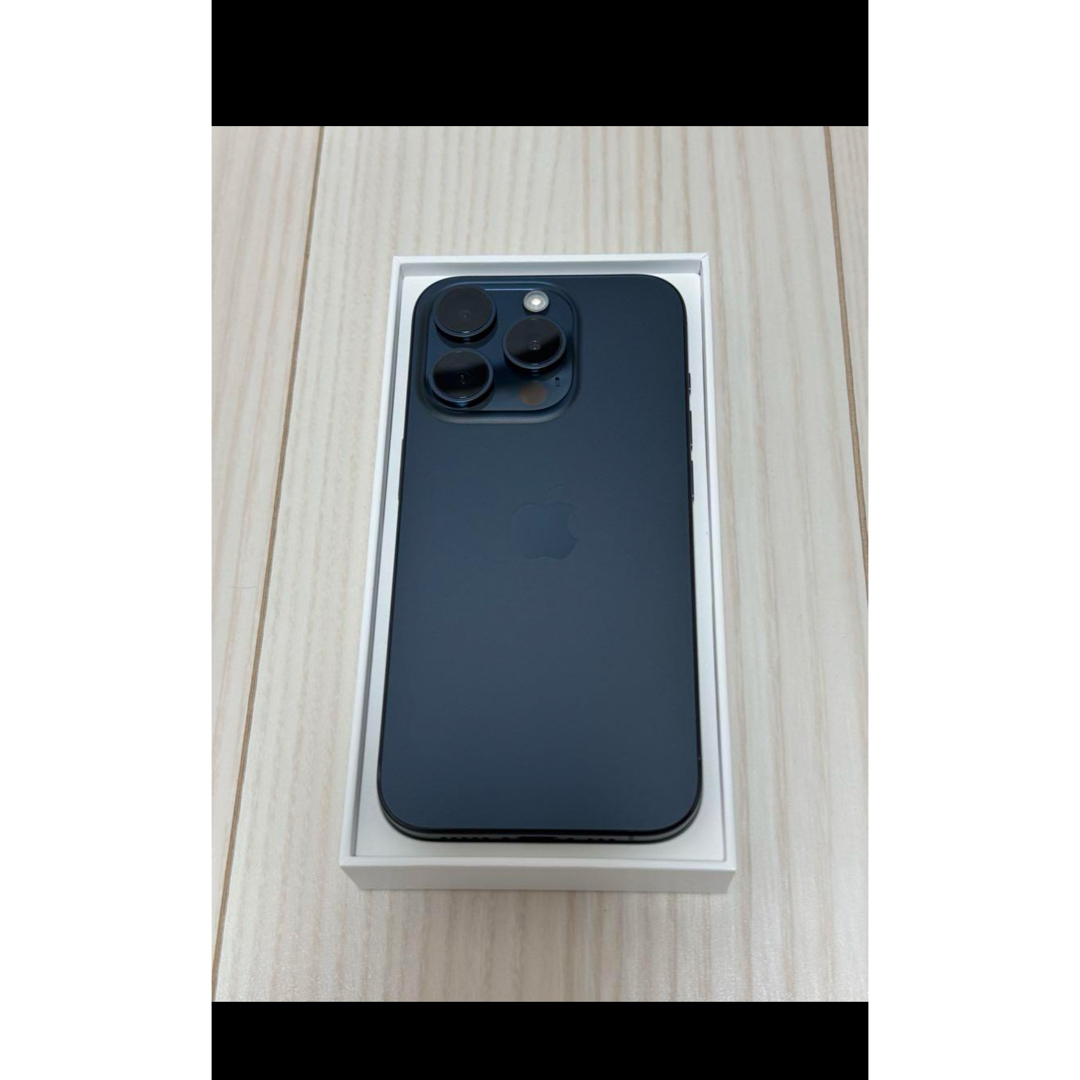 Apple(アップル)のiPhone 15 Pro 128gb Blue Titanium スマホ/家電/カメラのスマートフォン/携帯電話(スマートフォン本体)の商品写真