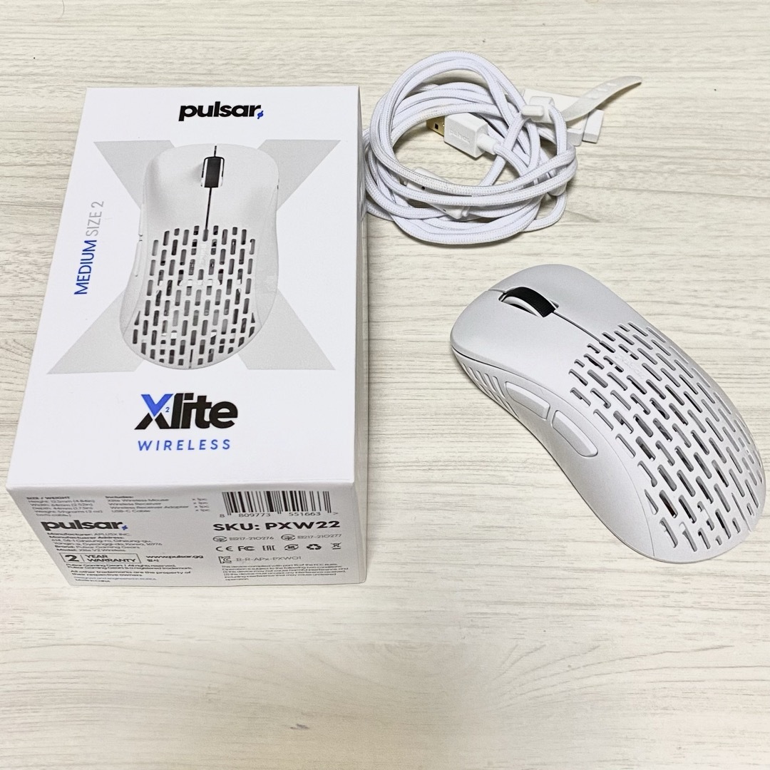 PULSAR(パルサー)のpulsar ゲーミングマウス XLITE V2 WIRELESS MOUSE  スマホ/家電/カメラのPC/タブレット(PC周辺機器)の商品写真