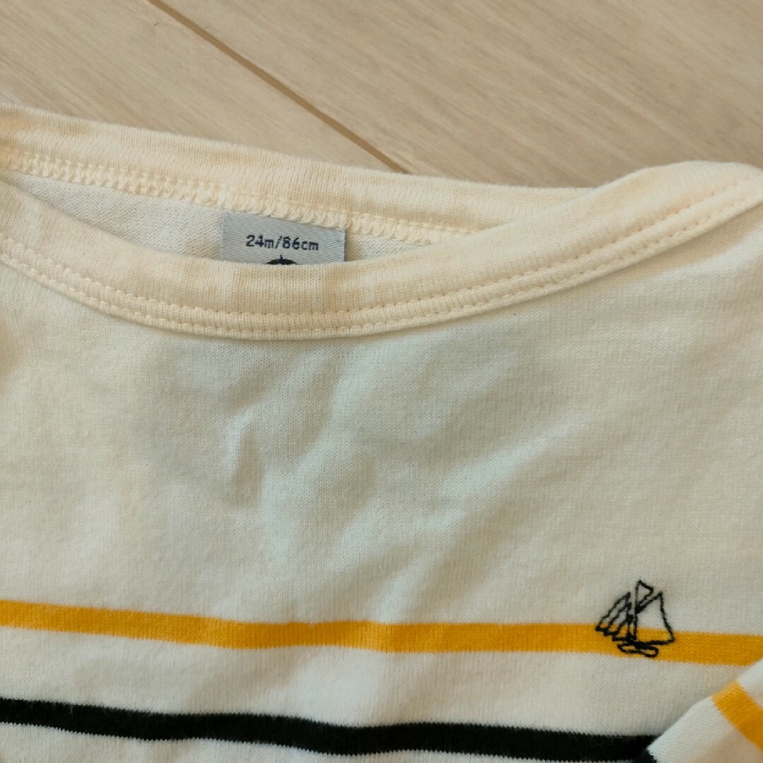 PETIT BATEAU(プチバトー)のプチバトー　ロンＴ キッズ/ベビー/マタニティのベビー服(~85cm)(シャツ/カットソー)の商品写真