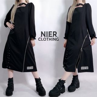 ニーアクロージング(NieR Clothing)の3装飾付きブラックワンピース(ロングワンピース/マキシワンピース)