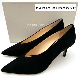 ファビオルスコーニ(FABIO RUSCONI)の〈新品〉FABIO RUSCONI ファビオ【24.5】スエードVカットパンプス(ハイヒール/パンプス)