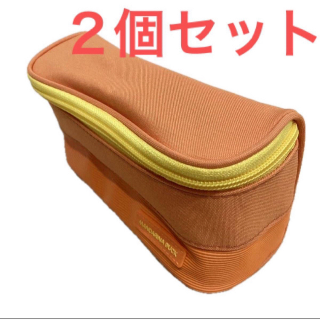 MANDARINA DUCK(マンダリナダック)の２個セットマンダリナダック アメニティ ポーチ 非売品 タイ航空 ビジネスクラス レディースのファッション小物(ポーチ)の商品写真