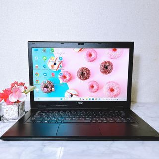 エヌイーシー(NEC)のノートパソコン 67 美品 すぐに使える 薄型軽量✨爆速SSD✨Win11(ノートPC)