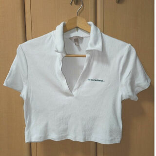 エイチアンドエム(H&M)のH&M クロップドトップス(Tシャツ(半袖/袖なし))