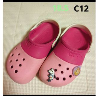 クロックス(crocs)の中古　クロックス　c12 18.5　ピンク　バイカラー　アナ　オラフ　ジビッツ(サンダル)