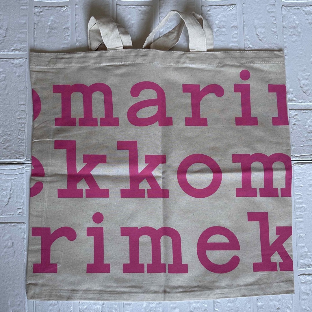 marimekko(マリメッコ)のレア！ マリメッコ ピンク ウニッコ  ノベルティ ファブリックバッグ バッグ レディースのバッグ(トートバッグ)の商品写真