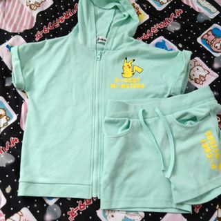 ポケモン(ポケモン)のポケモン　フード付き　半袖パーカー　ショートパンツ(Tシャツ/カットソー)