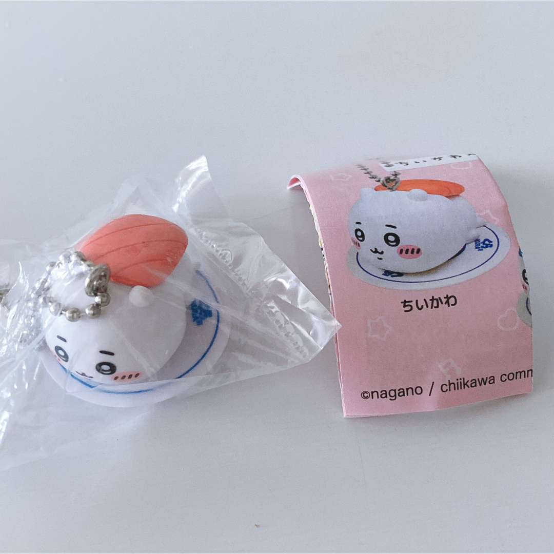 ちいかわ くら寿司 ビッくらポン キーホルダー エンタメ/ホビーのおもちゃ/ぬいぐるみ(キャラクターグッズ)の商品写真