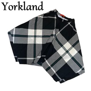 ヨークランド(Yorkland)の【Yorkland／ヨークランド】アシメトリースカート 7号 極美品 日本製(ひざ丈スカート)