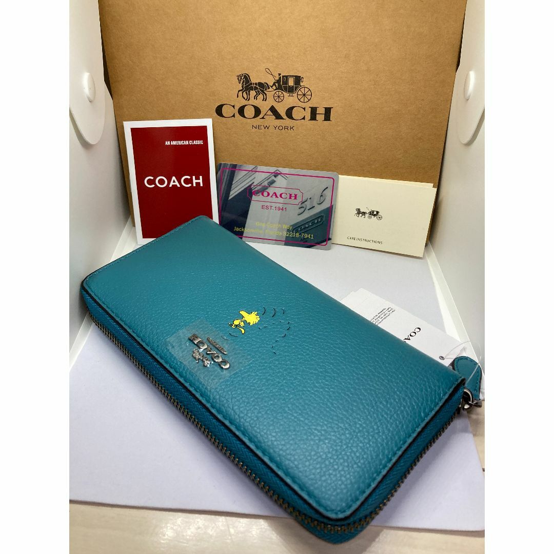 COACH(コーチ)のCOACH　コーチ　16122B　長財布COACH×PEANUTSウッドストック レディースのファッション小物(財布)の商品写真