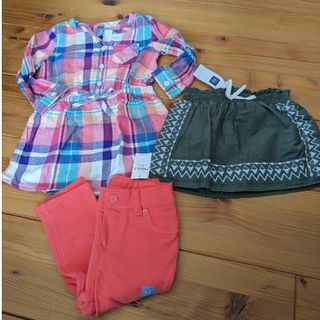 ベビーギャップ(babyGAP)の新品　babygap 3点セット80(ワンピース)