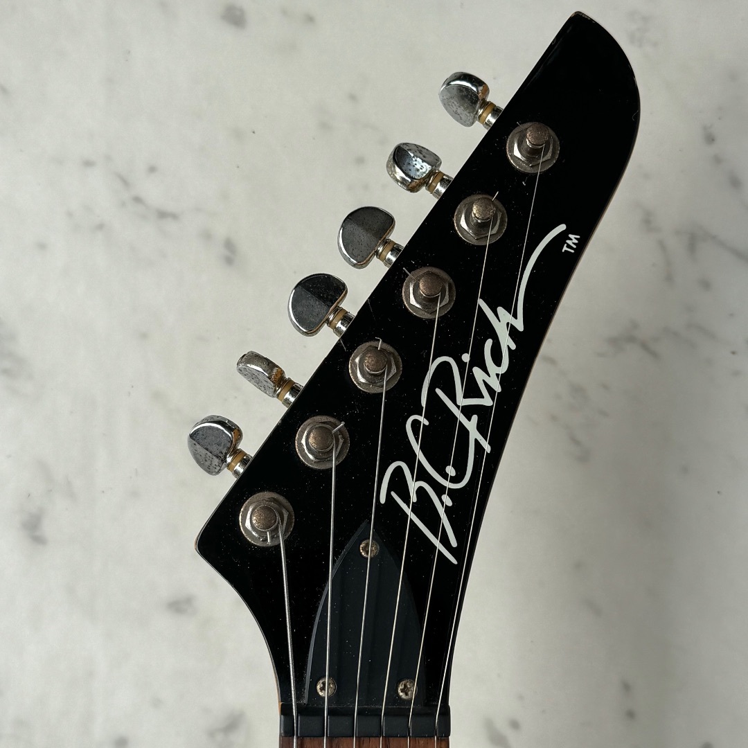 B.C.Rich ストラトキャスター タイプ エレキギター 楽器のギター(エレキギター)の商品写真