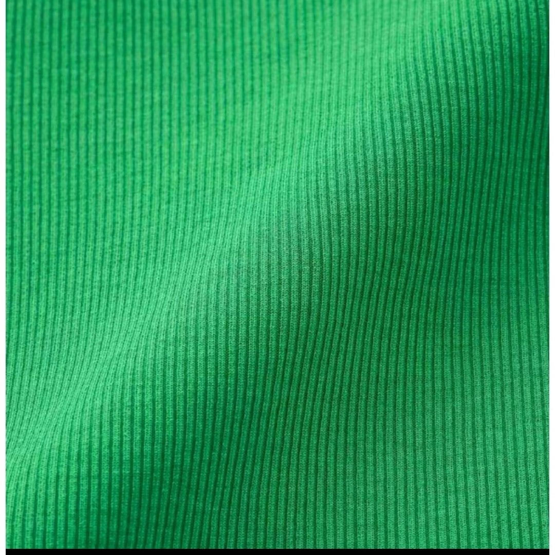 GU(ジーユー)のGU★ジーユー ソフトリブタートルネックT グリーン 長袖 レディースのトップス(カットソー(長袖/七分))の商品写真