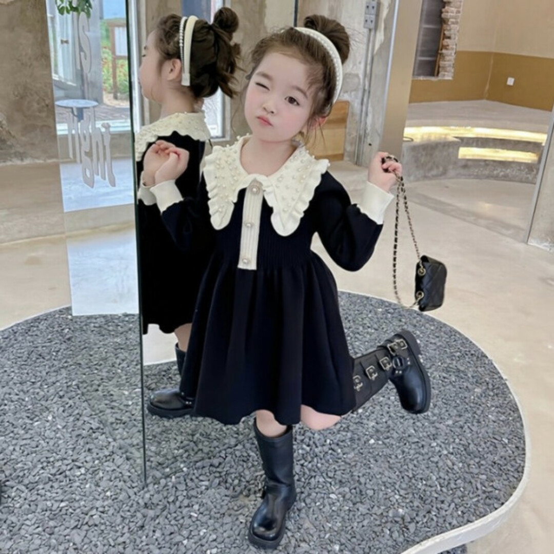 110 ビッグカラーニットワンピース 白 黒 キッズ 女の子 韓国子供服 パール キッズ/ベビー/マタニティのキッズ服女の子用(90cm~)(ワンピース)の商品写真