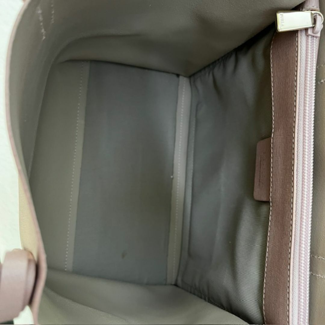 Furla(フルラ)のFURLA サリー　トートバッグ　ピンクベージュ レディースのバッグ(トートバッグ)の商品写真