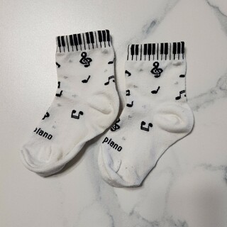 mezzo piano - メゾピアノ　靴下