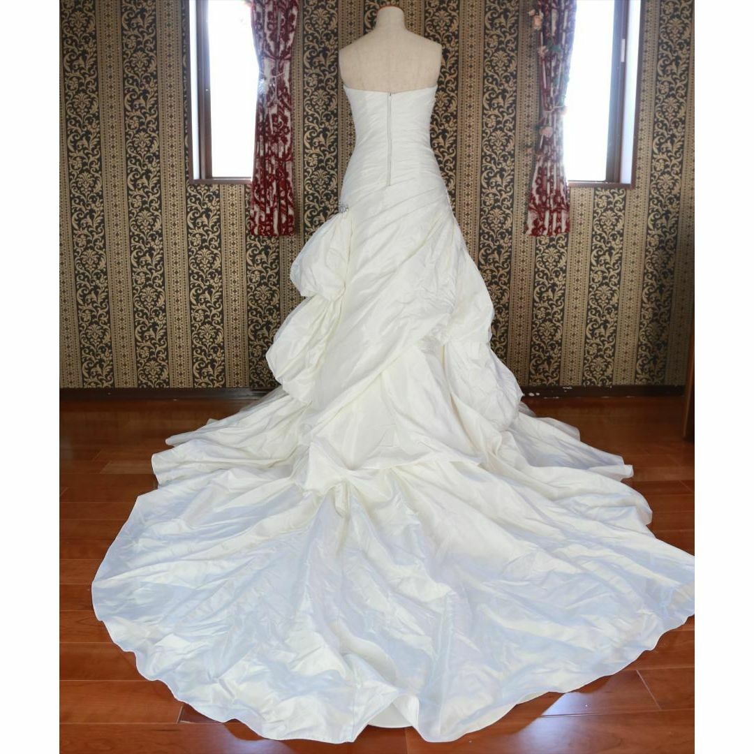 美しい装飾のマーメイドライン7号Sサイズ編上げ調節可能 レディースのフォーマル/ドレス(ウェディングドレス)の商品写真