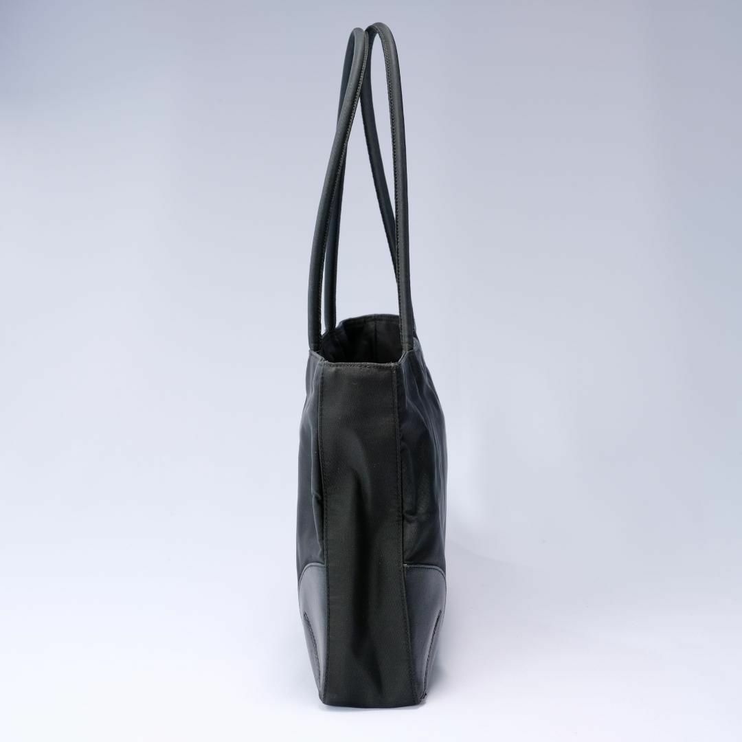 PRADA(プラダ)のプラダ✨トートバッグ ショルダー 黒 三角ロゴ NERO ナイロン レザー ✨ レディースのバッグ(トートバッグ)の商品写真