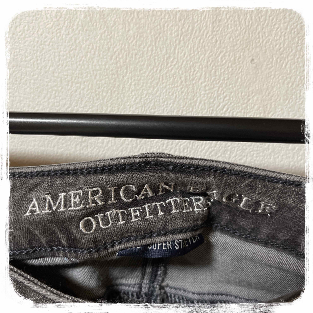 American Eagle(アメリカンイーグル)のAMERICANEAGLE ♥ スーパーストレッチ ダメージ スキニーデニム レディースのパンツ(デニム/ジーンズ)の商品写真