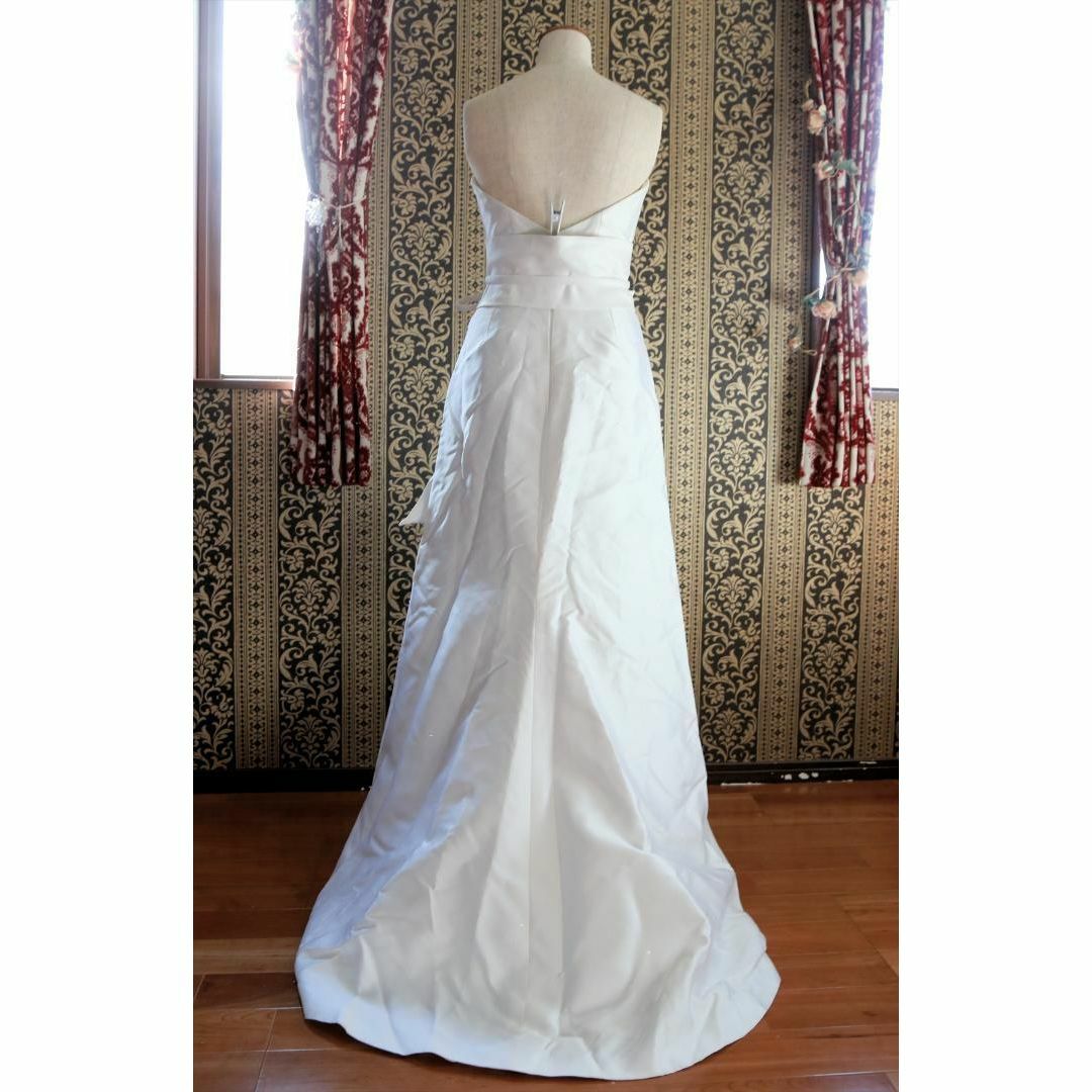超高級アントニオリーヴァAntonioRivaシルクウェディングドレス9号38 レディースのフォーマル/ドレス(ウェディングドレス)の商品写真
